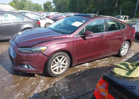2013 Ford Fusion Se z USA, uszkodzony, nr VIN 3FA6P0HR5DR271785